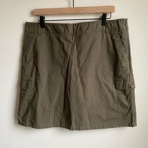 Dockers Womens Green Khaki Skirt Size 12